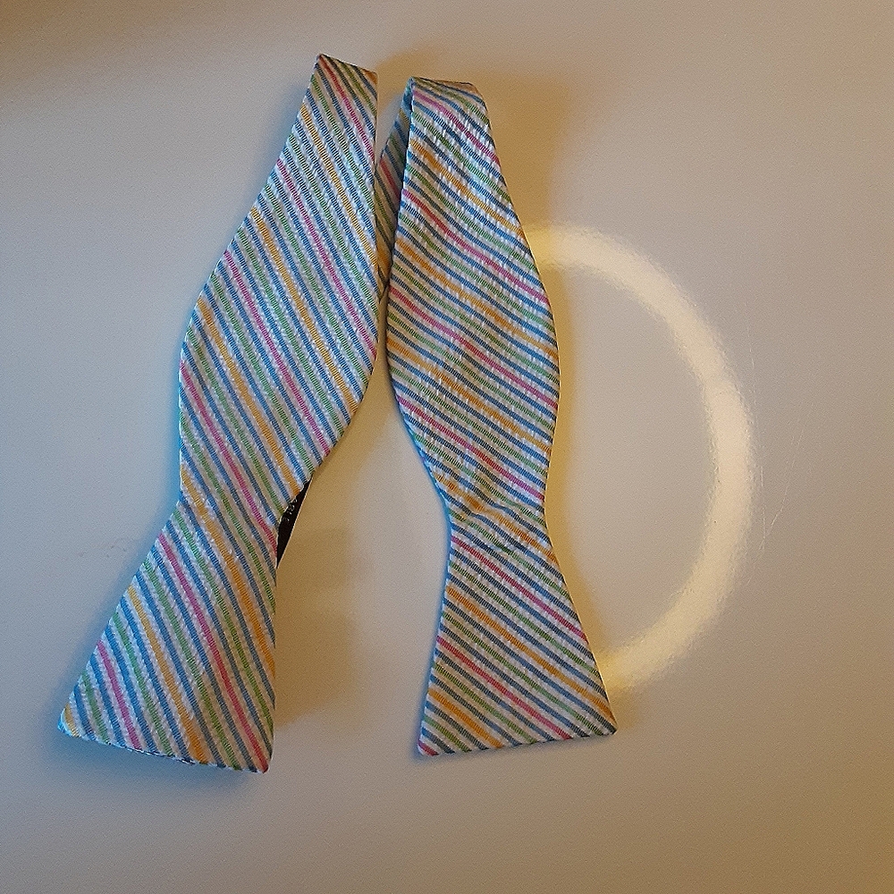 Bow Tie - Picture 4 of 4